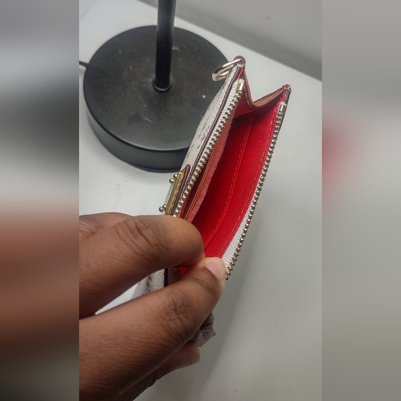 Dooney & Bourke Gretta Card Wallet - Picture 4 of 4